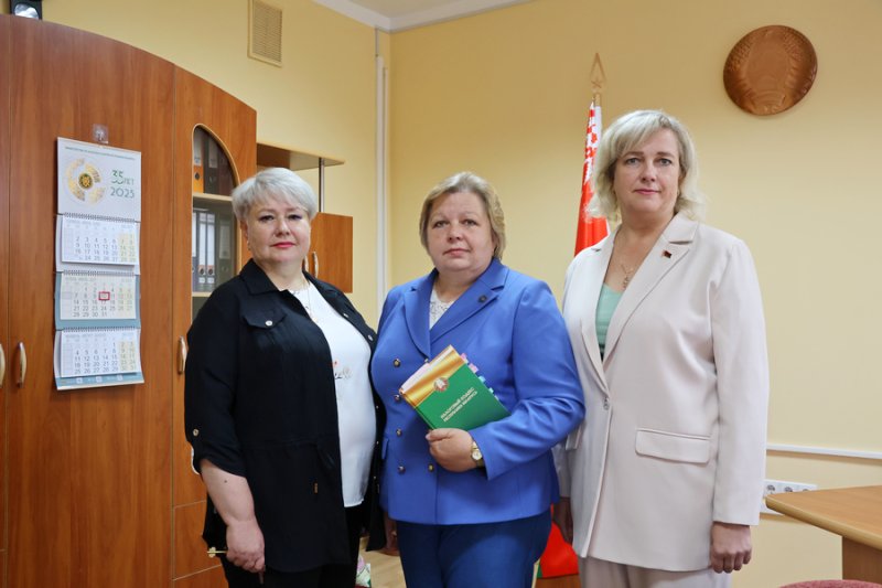 Налоговая служба объединяет профессионалов единомышленников людей посвятивших себя важному для государства делу